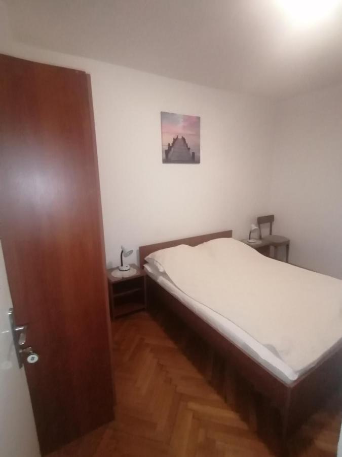 Marina Apartment End Rooms Вела Лука Екстериор снимка