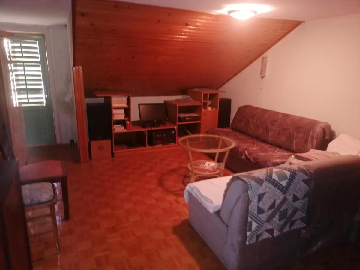 Marina Apartment End Rooms Вела Лука Екстериор снимка