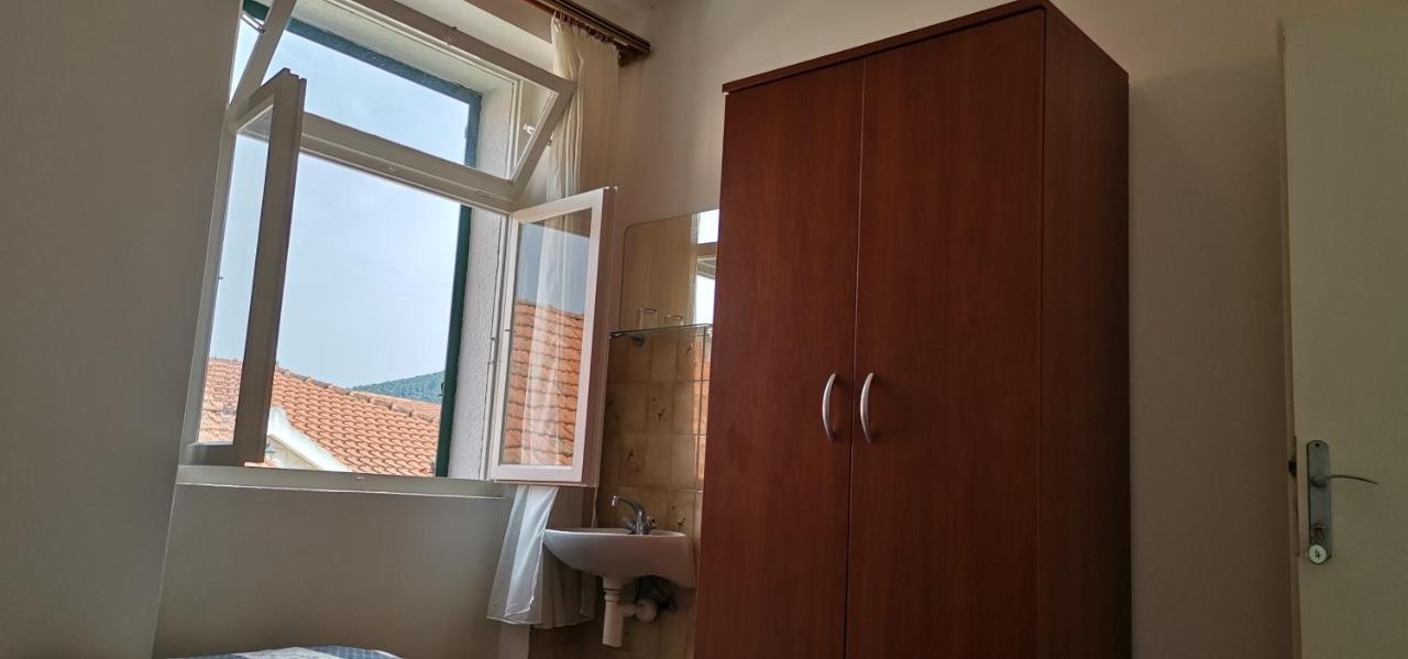 Marina Apartment End Rooms Вела Лука Екстериор снимка